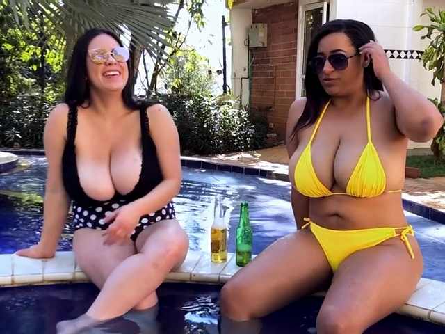 Boobtalk with Sofia and Aly