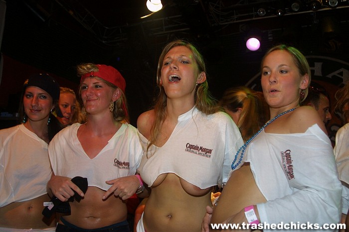 Wild Girls Trashed Chicks 2