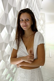 Jessica Albanka Zishy 7